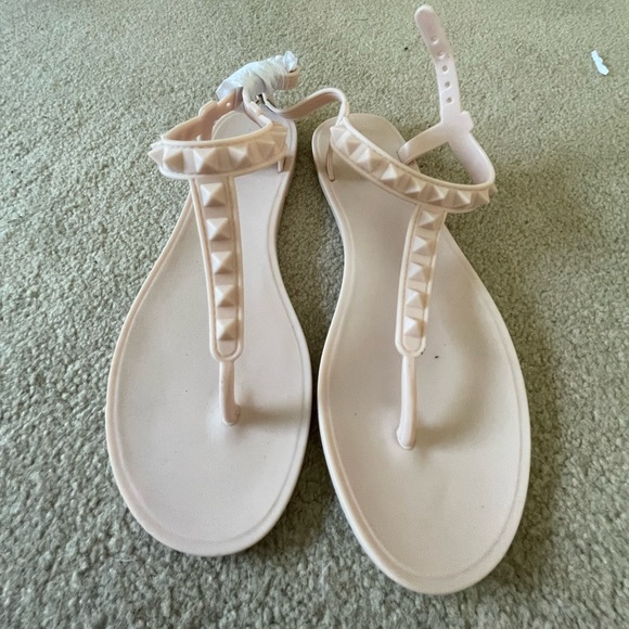 qupid jelly sandals